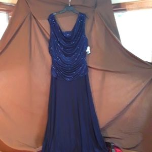 Full length sparkly dress by r & m Richard's nwt sz 20w